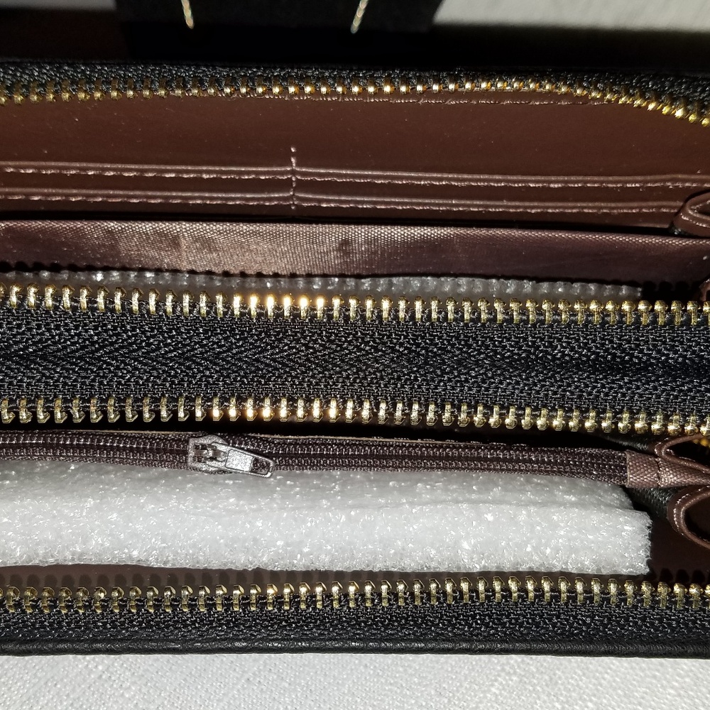 Wallet - Picture 3 of 3
